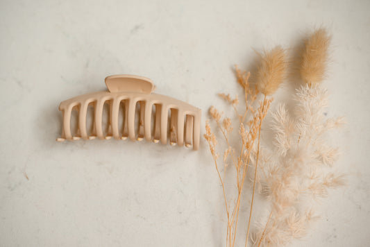 Hair Claw - Oatmeal
