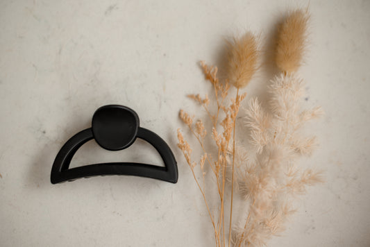 Hair Claw - Medium - Black Curve