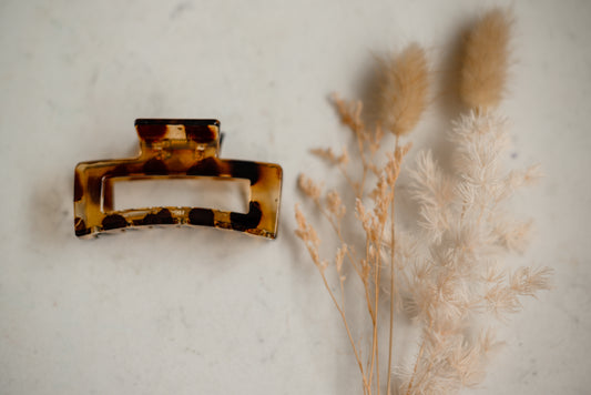 Hair Claw - Medium - Tortoise 2