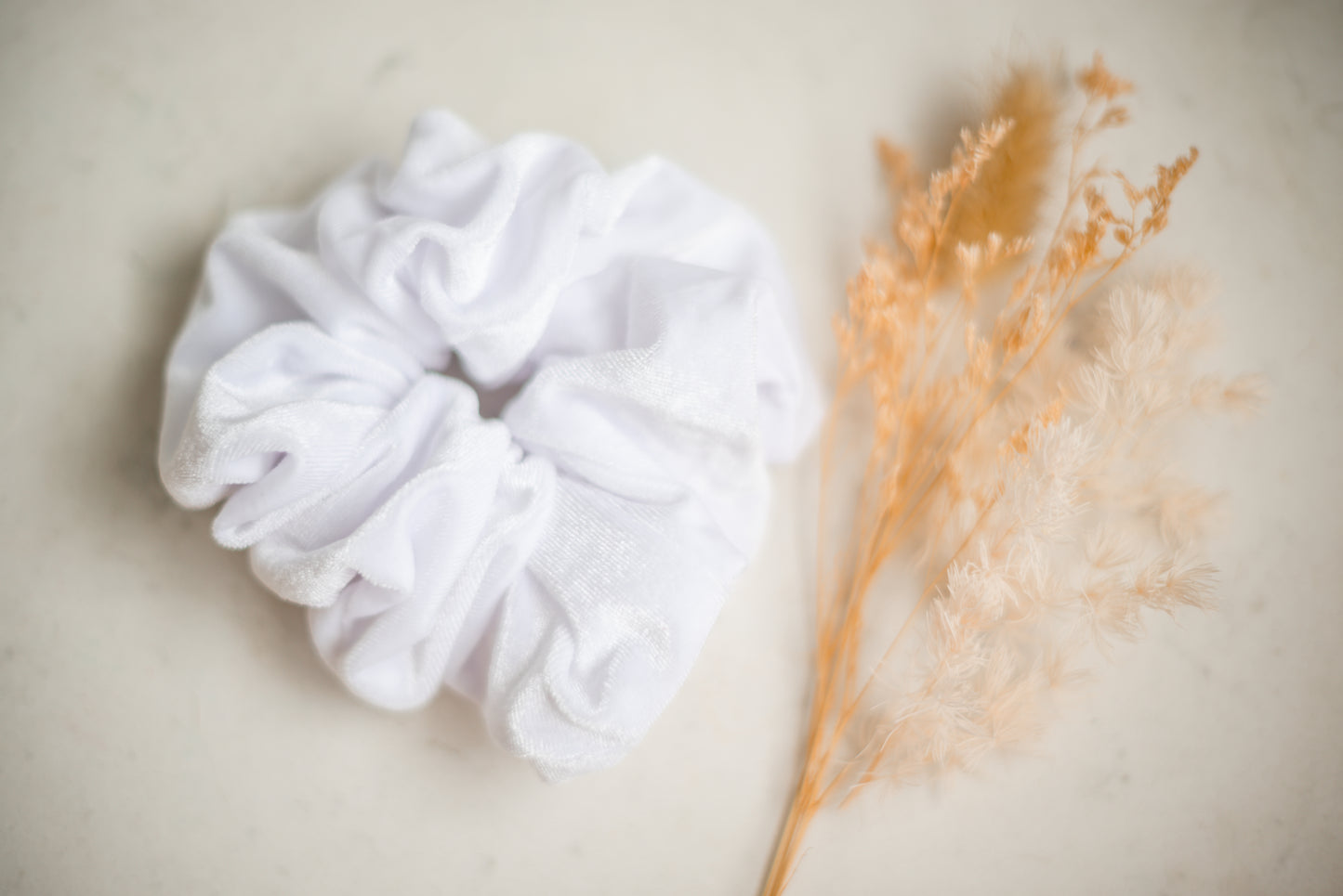Scrunchie - White Velvet