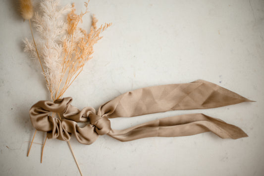 Scrunchie Scarf - Oatmeal