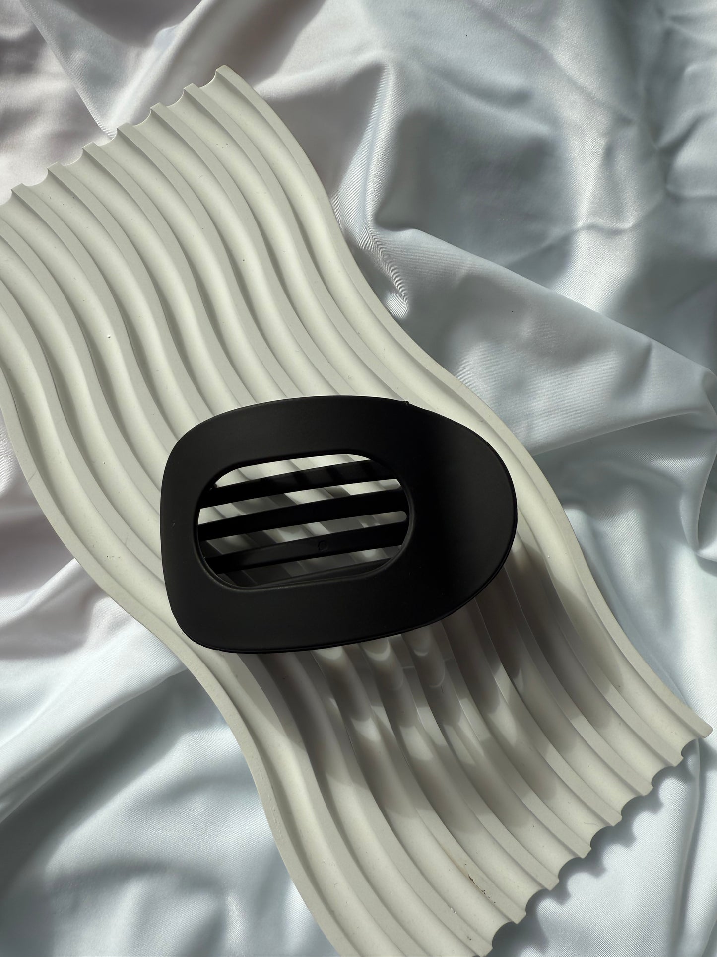 Hair Claw - Black Flat