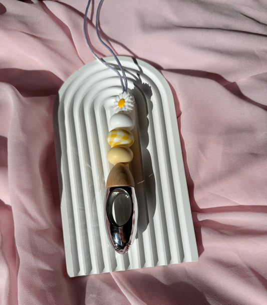 Hanging Diffuser - Yellow Daisy - Silver Base