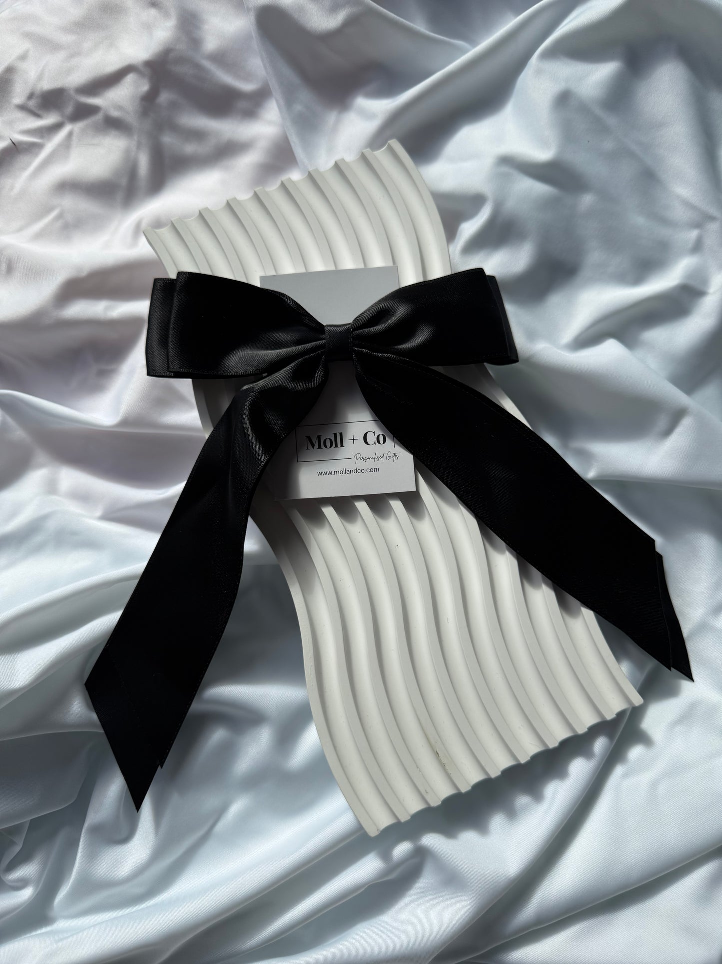 Bow - Black