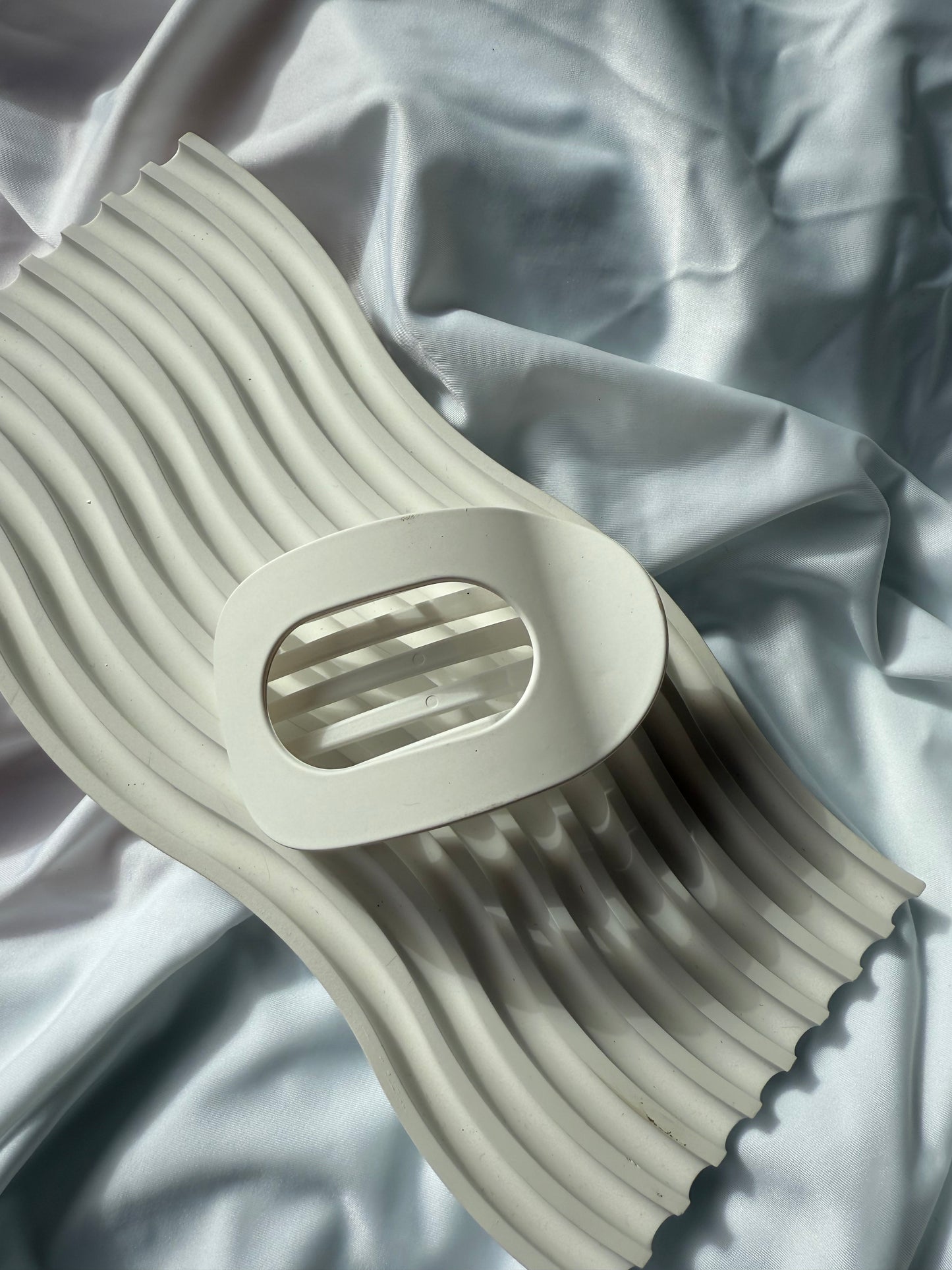 Hair Claw - White Flat