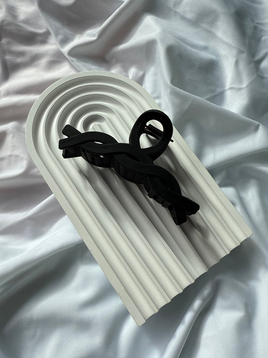 Hair Claw - Black Long Twist