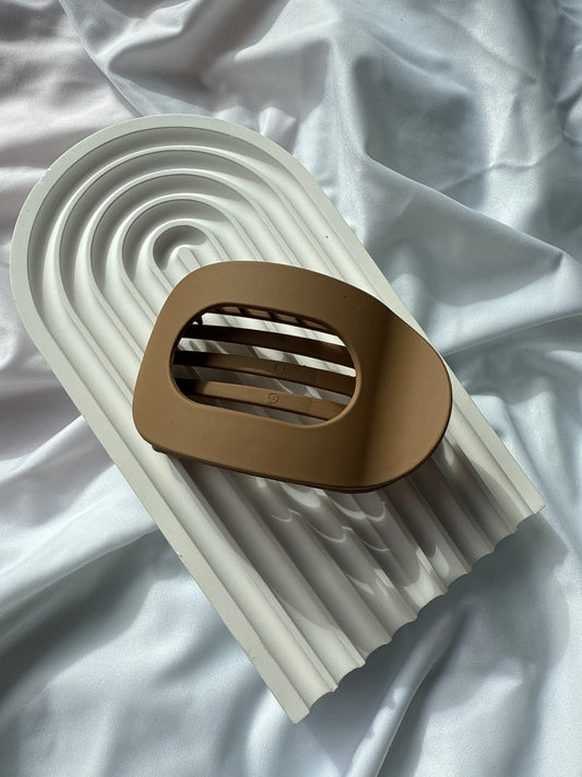 Hair Claw - Light Brown Flat