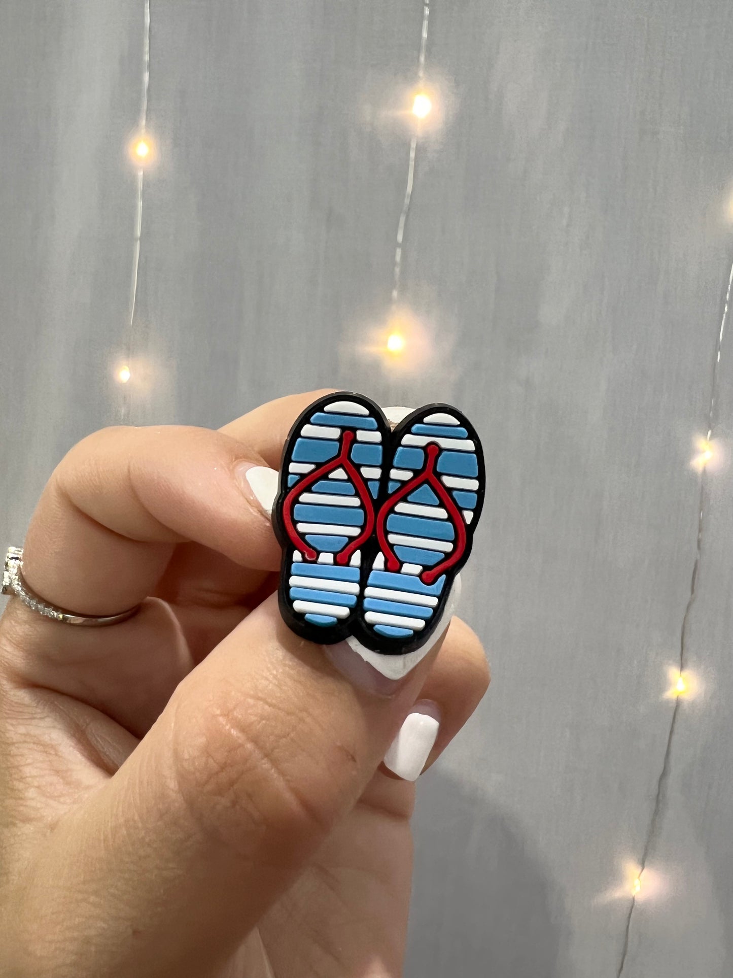 Croc Charm - Thongs